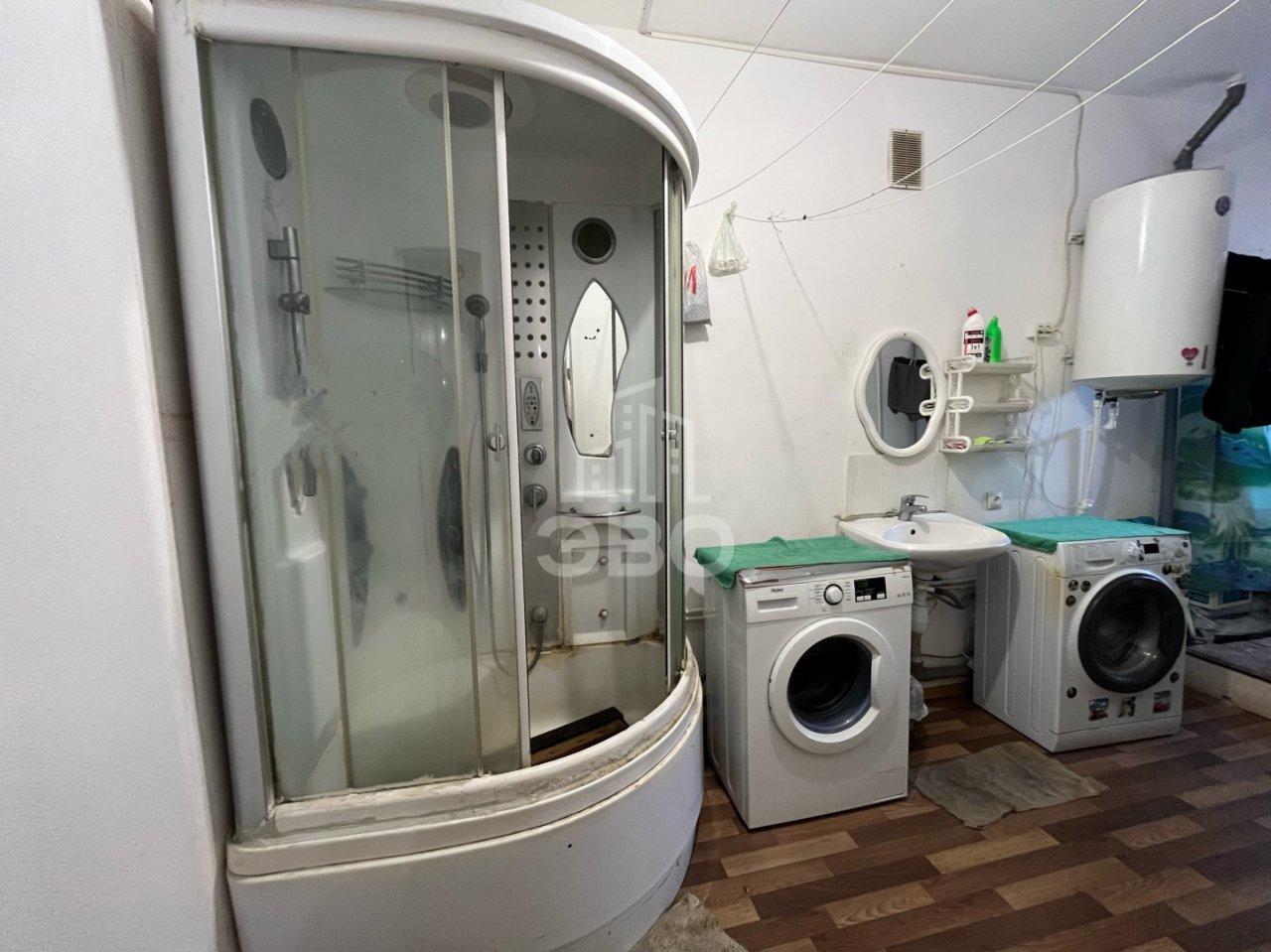 комната в Санкт-Петербурге по адресу: Большая Зеленина ул., 1/44