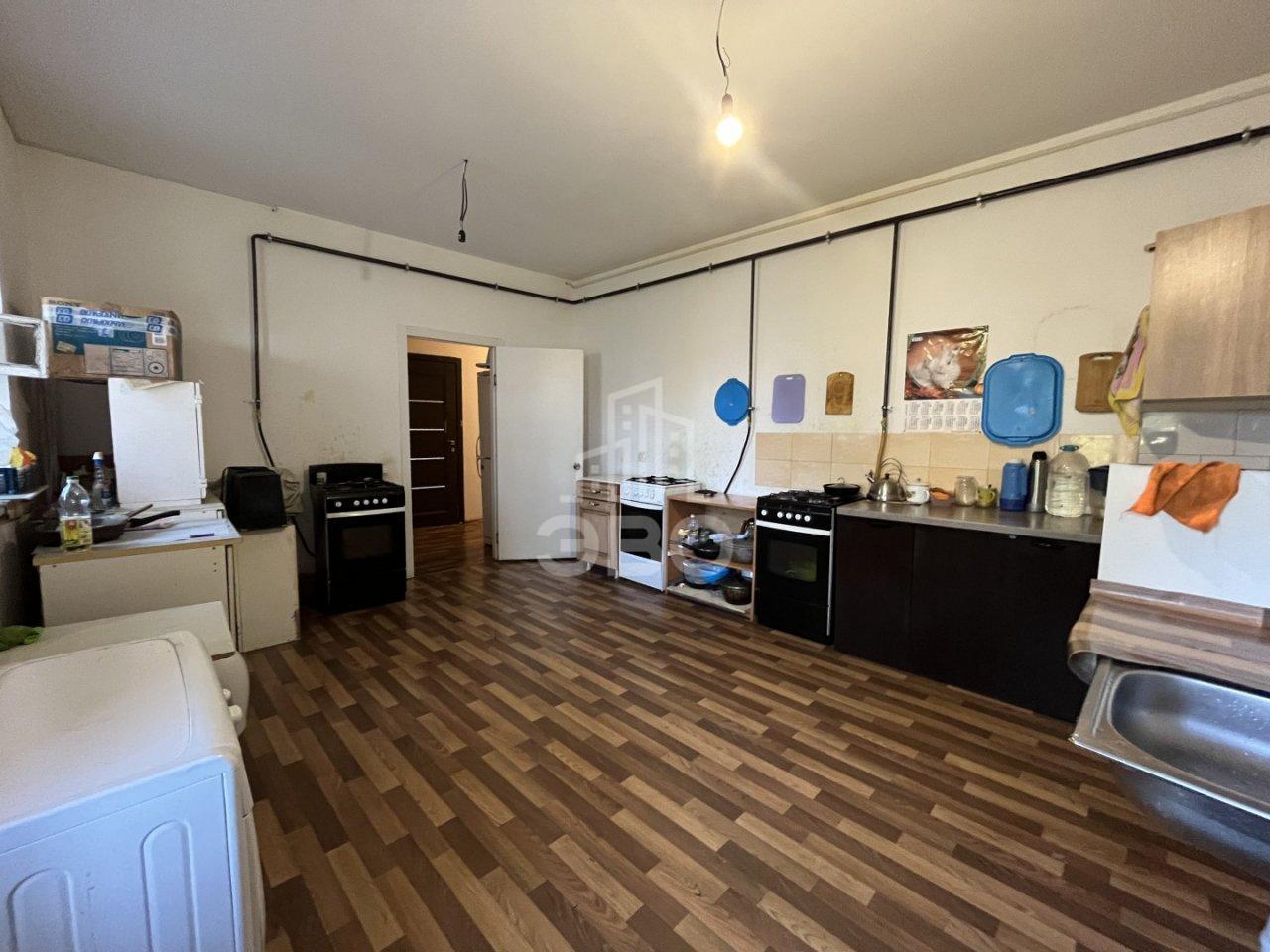 комната в Санкт-Петербурге по адресу: Большая Зеленина ул., 1/44