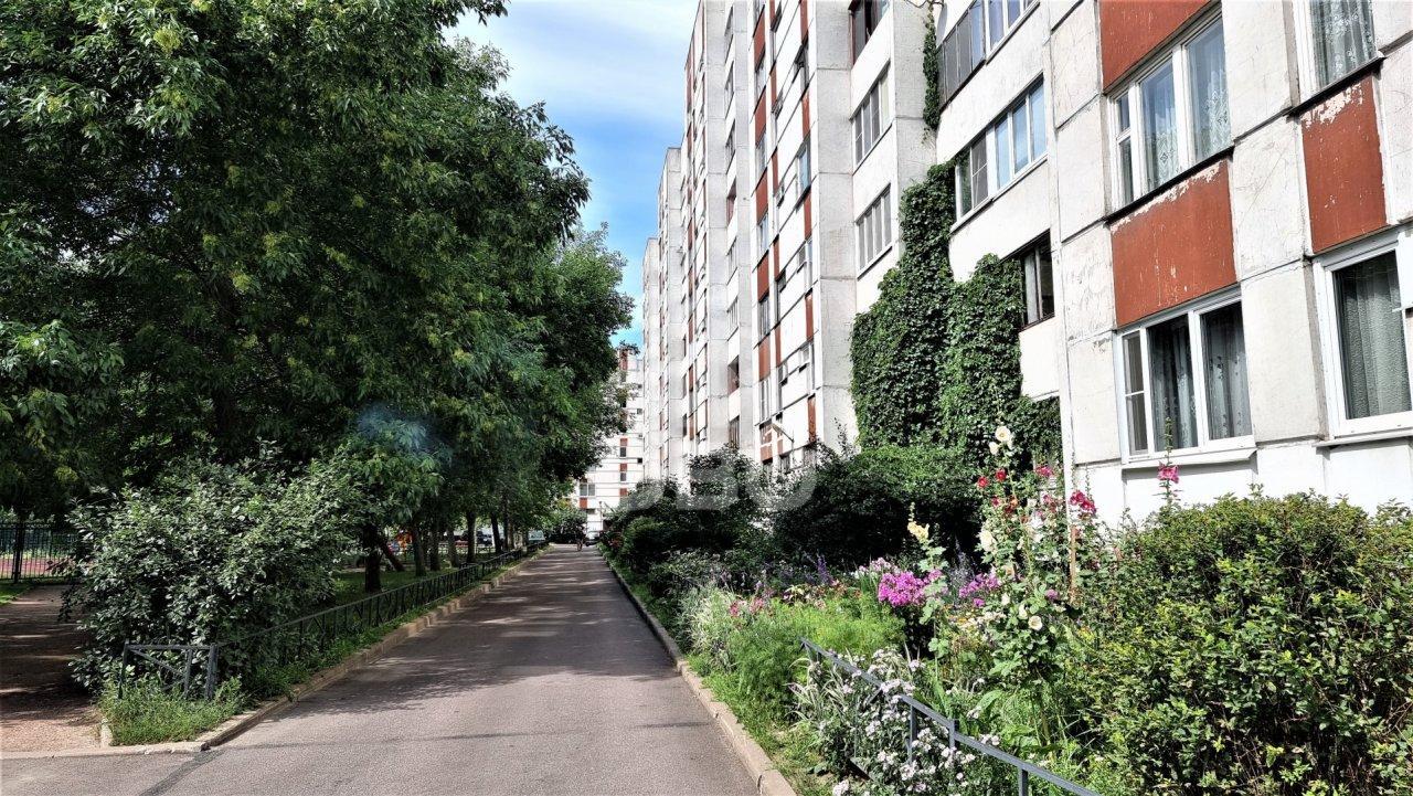 однокомнатная квартира в Санкт-Петербурге по адресу: Комендантский проспект, 32, к 3, литера а