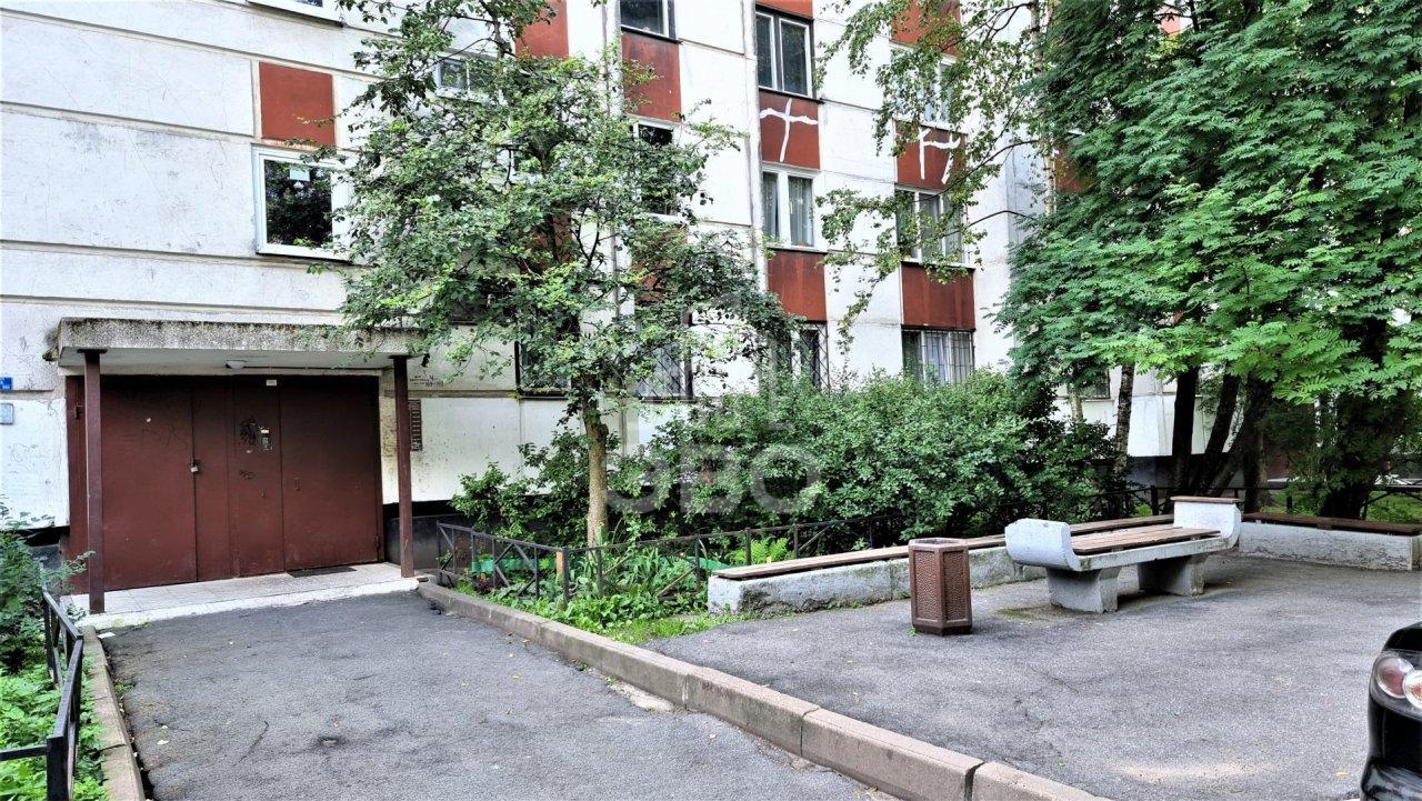 однокомнатная квартира в Санкт-Петербурге по адресу: Комендантский проспект, 32, к 3, литера а