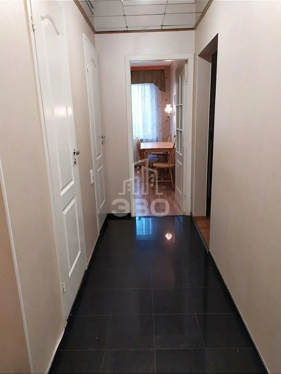 трехкомнатная квартира в Санкт-Петербурге по адресу: Лёни Голикова ул., 108