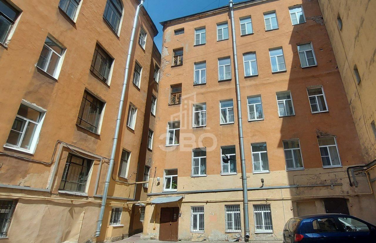 комната в Санкт-Петербурге по адресу: 8-я Советская ул., 32