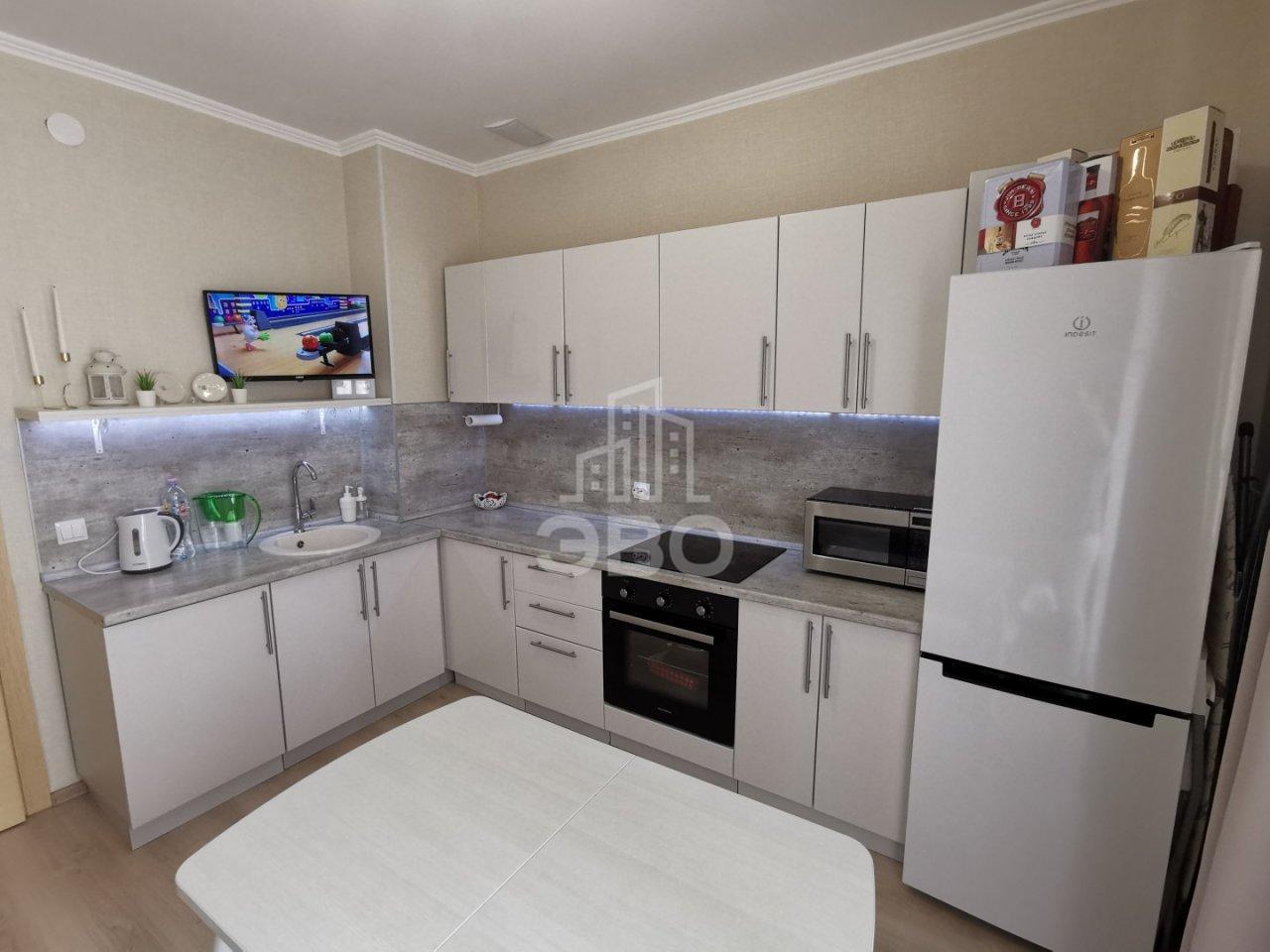 однокомнатная квартира в Санкт-Петербурге по адресу: Ясная ул., 11, к 1