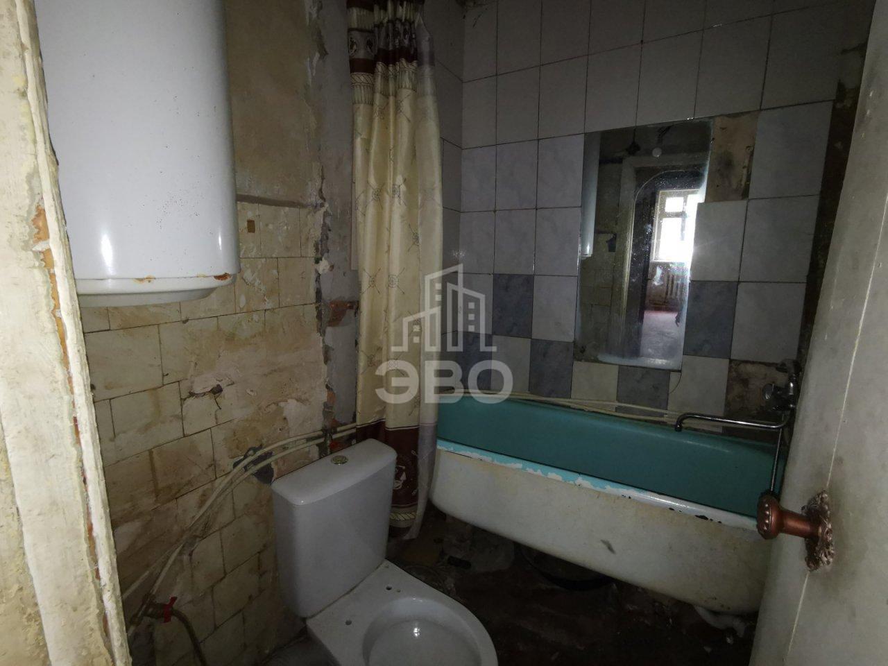 трехкомнатная квартира в Санкт-Петербурге по адресу: Новостроек ул., 82, литера а