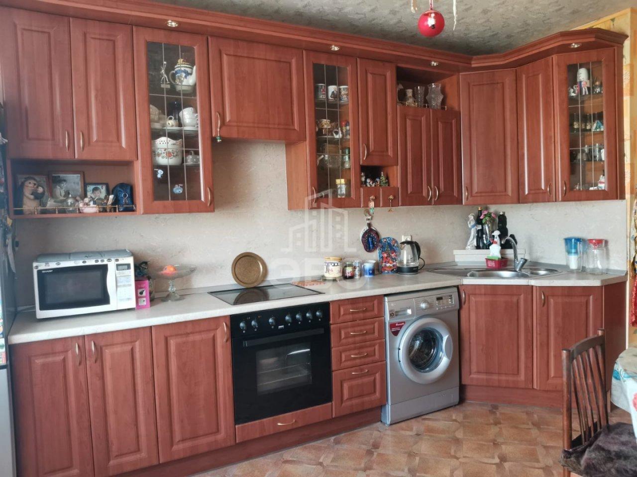 комната в Санкт-Петербурге по адресу: Композиторов ул., 9