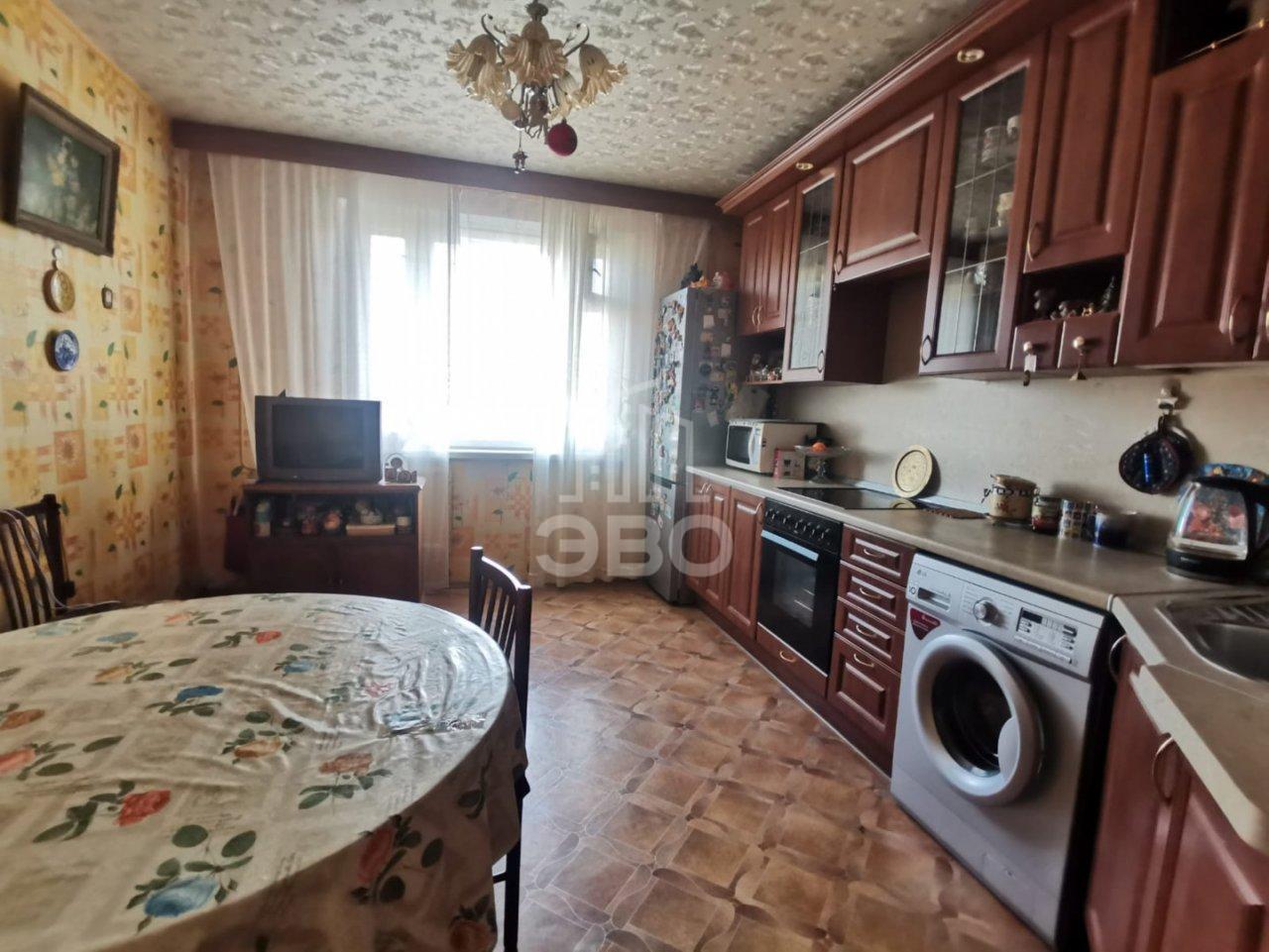 комната в Санкт-Петербурге по адресу: Композиторов ул., 9