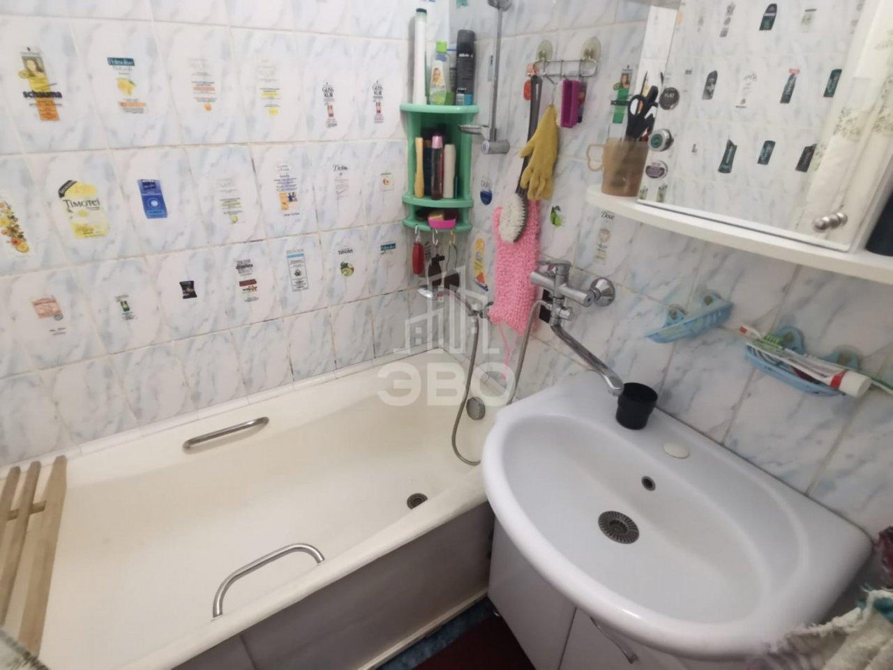 комната в Санкт-Петербурге по адресу: Композиторов ул., 9