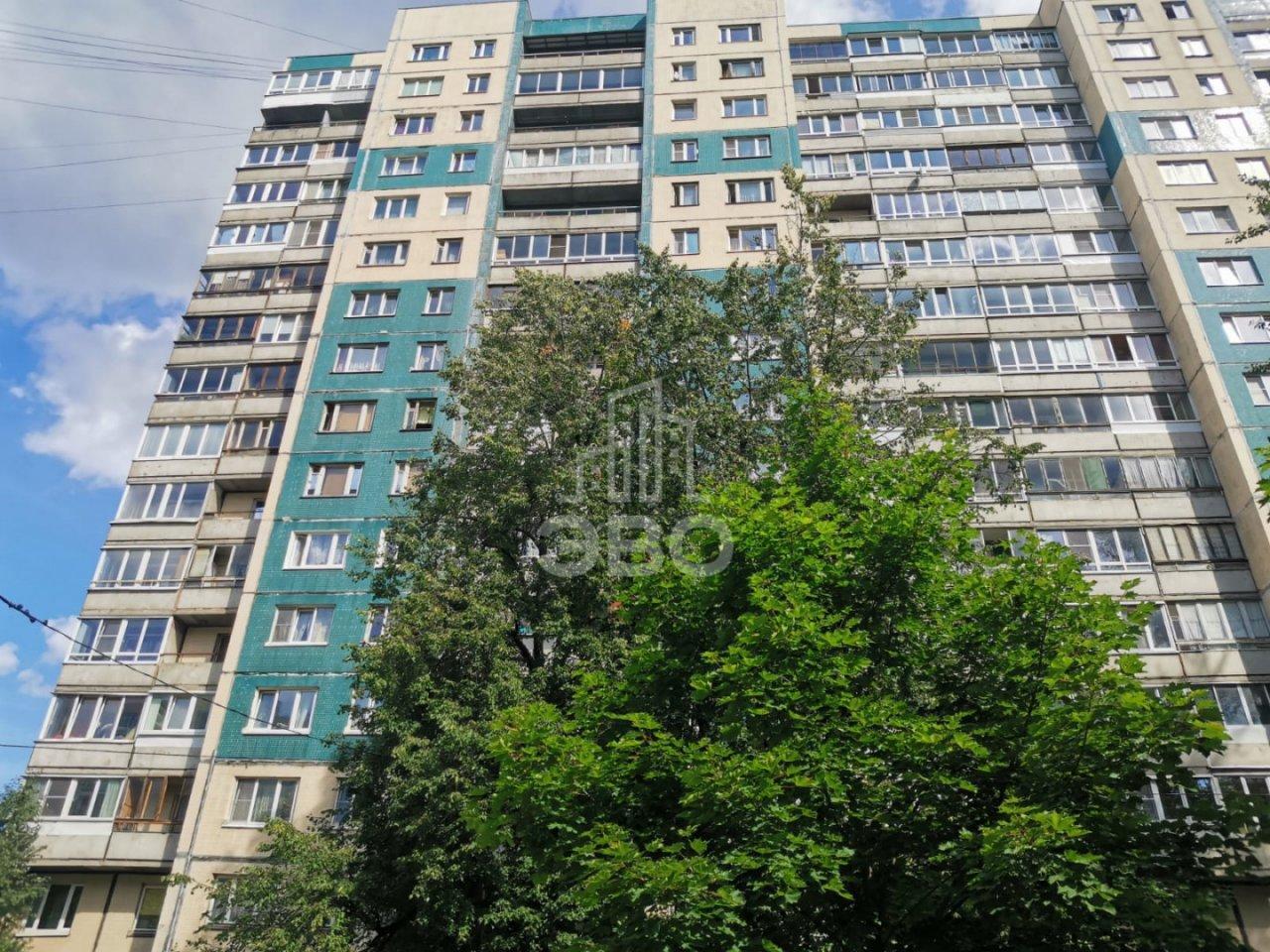 комната в Санкт-Петербурге по адресу: Композиторов ул., 9