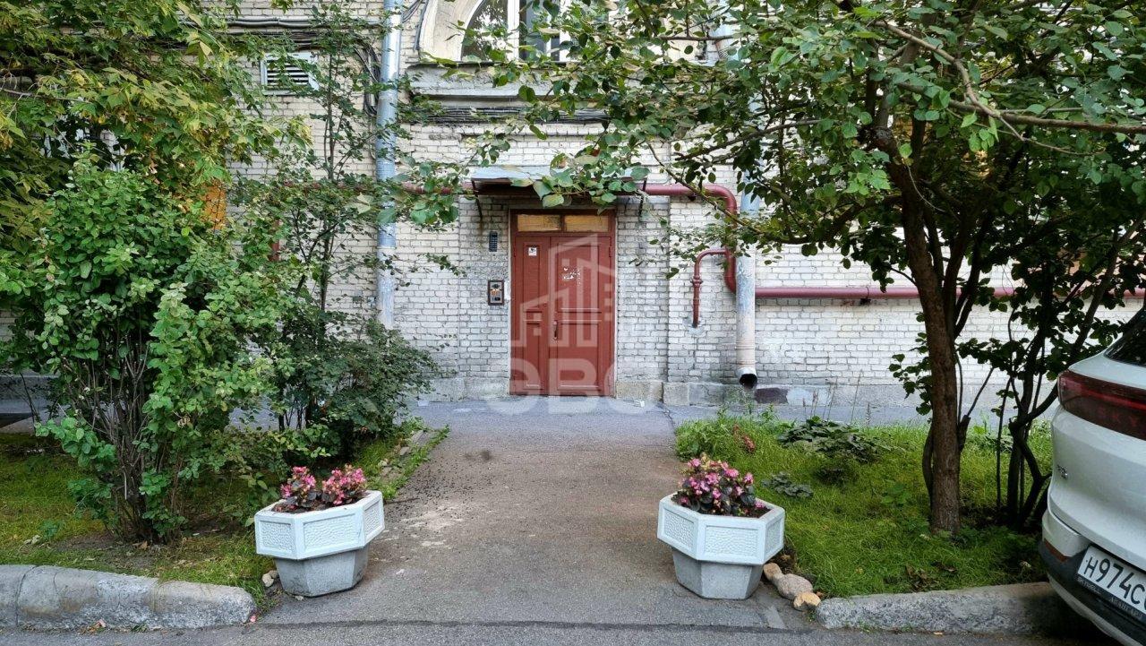 трехкомнатная квартира в Санкт-Петербурге по адресу: Московский проспект, 195