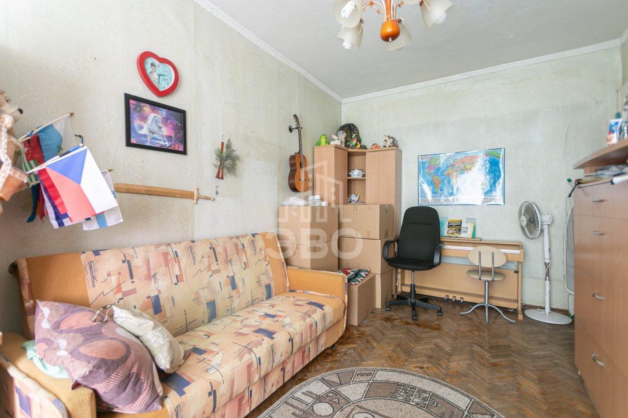 трехкомнатная квартира в Санкт-Петербурге по адресу: Московский проспект, 195