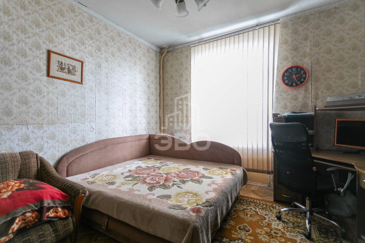 трехкомнатная квартира в Санкт-Петербурге по адресу: Московский проспект, 195