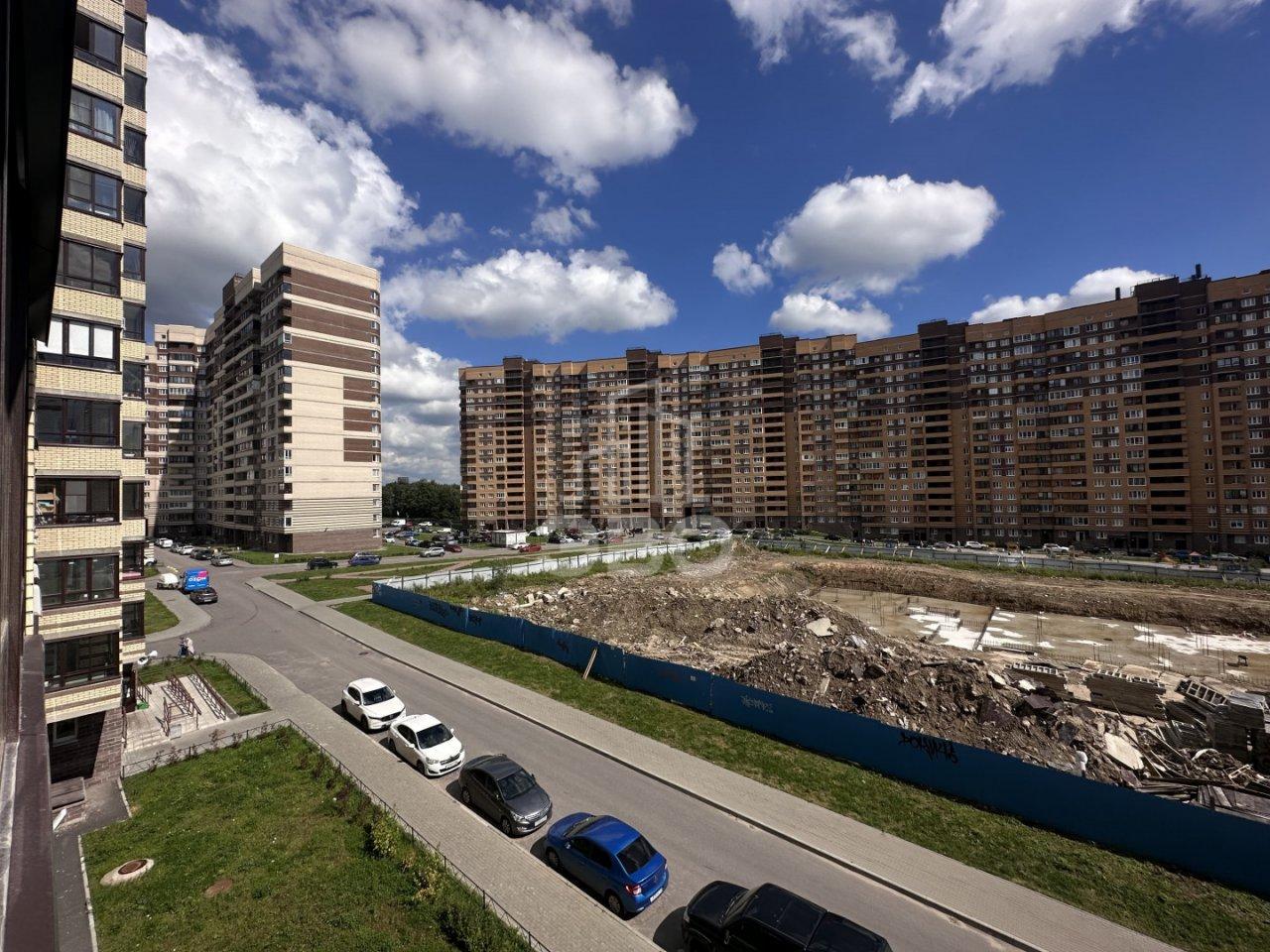 однокомнатная квартира в Санкт-Петербурге по адресу: Шоссе в Лаврики ул., 57, к 3