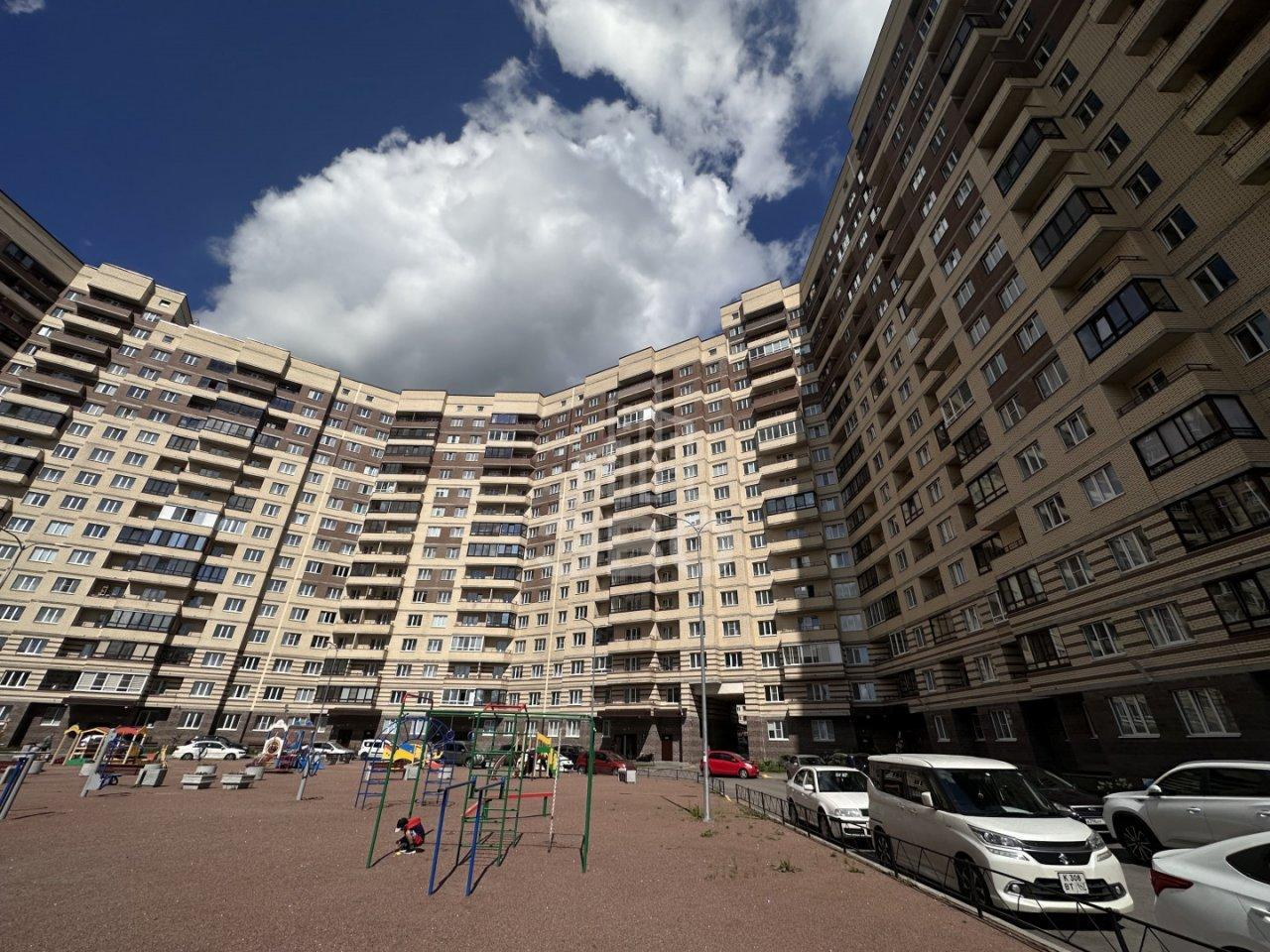 однокомнатная квартира в Санкт-Петербурге по адресу: Шоссе в Лаврики ул., 57, к 3