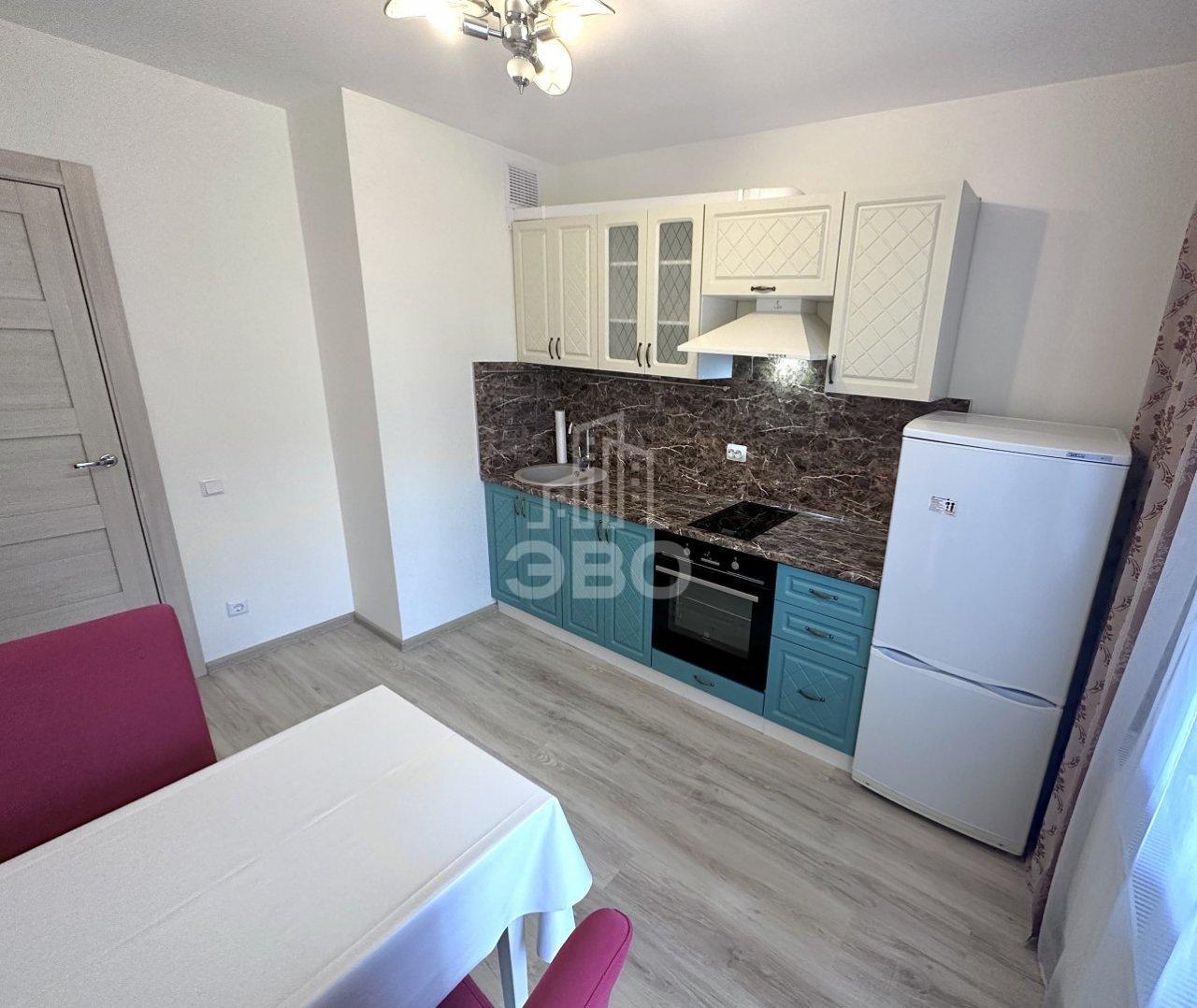 однокомнатная квартира в Санкт-Петербурге по адресу: Шоссе в Лаврики ул., 57, к 3