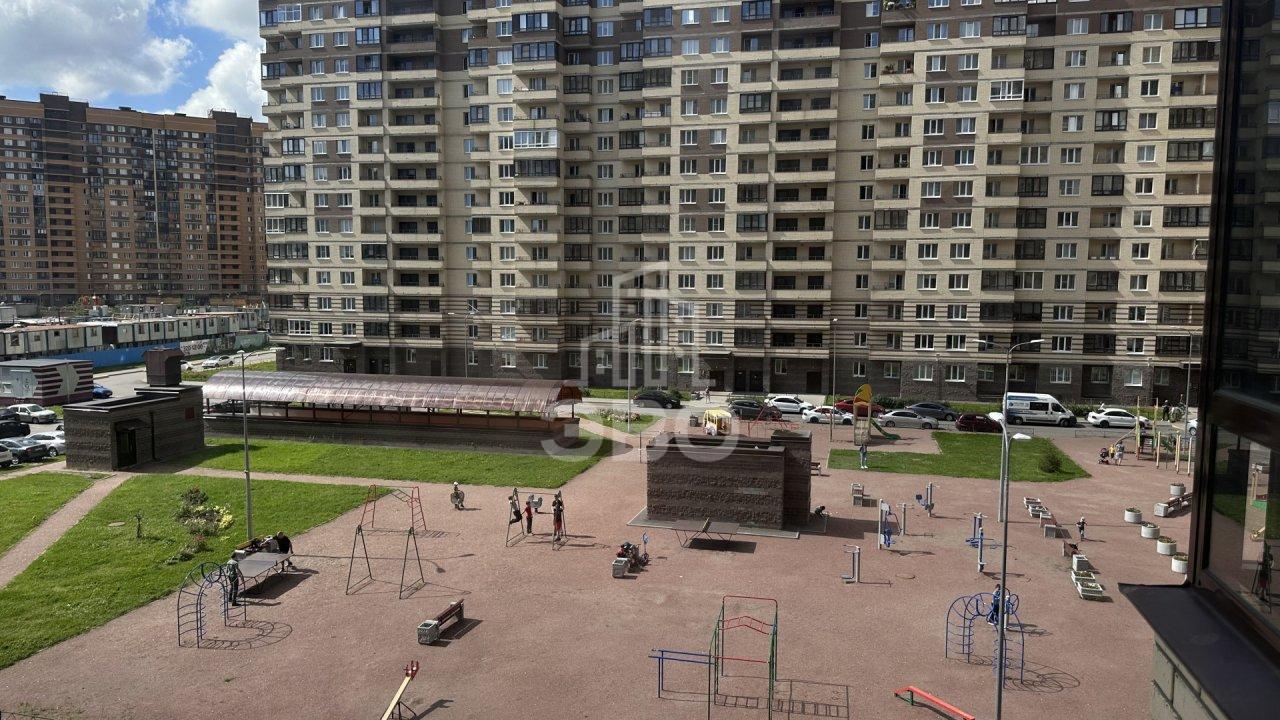 однокомнатная квартира в Санкт-Петербурге по адресу: Шоссе в Лаврики ул., 57, к 3