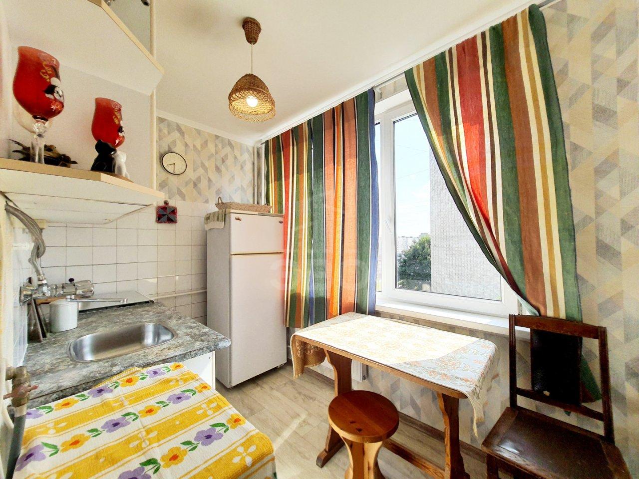 однокомнатная квартира в Санкт-Петербурге по адресу: Купчинская ул., 19, к 2