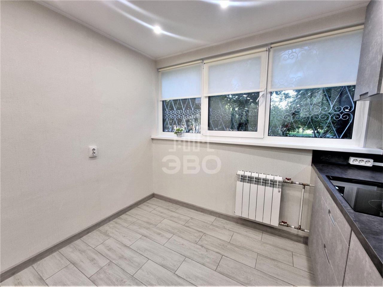 однокомнатная квартира в Санкт-Петербурге по адресу: Есенина ул., 14, к 2