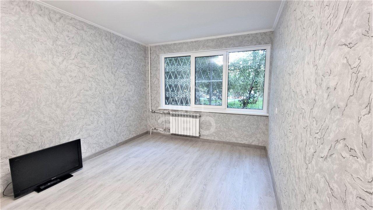 однокомнатная квартира в Санкт-Петербурге по адресу: Есенина ул., 14, к 2