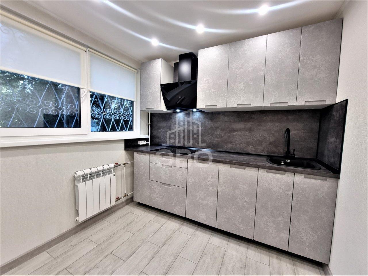 однокомнатная квартира в Санкт-Петербурге по адресу: Есенина ул., 14, к 2