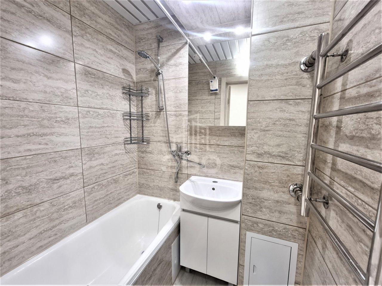 однокомнатная квартира в Санкт-Петербурге по адресу: Есенина ул., 14, к 2