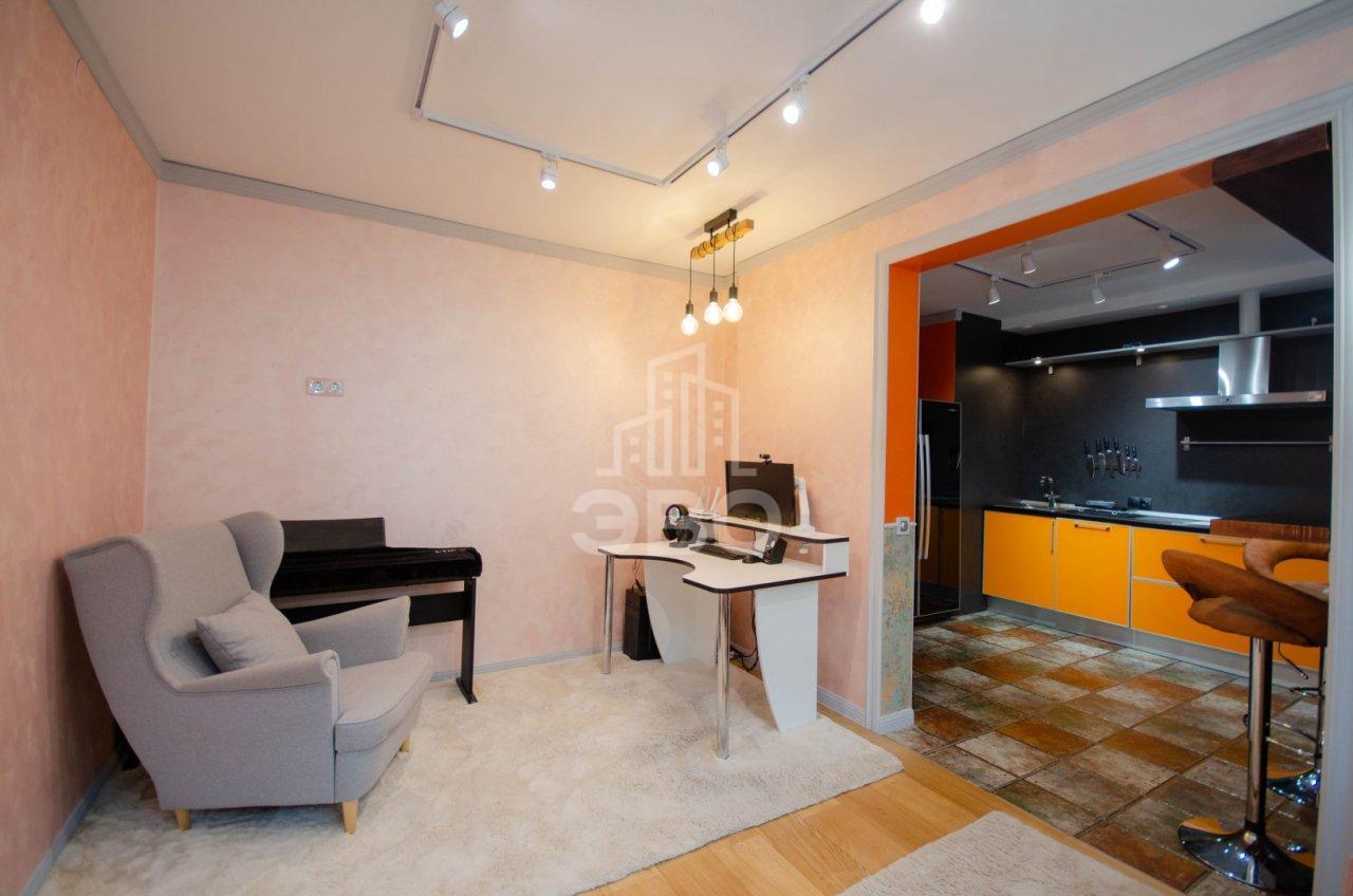 двухкомнатная квартира в Санкт-Петербурге по адресу: Михаила Дудина ул., 25, к 2