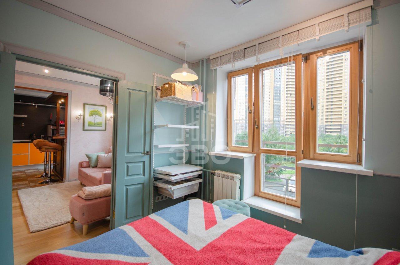 двухкомнатная квартира в Санкт-Петербурге по адресу: Михаила Дудина ул., 25, к 2