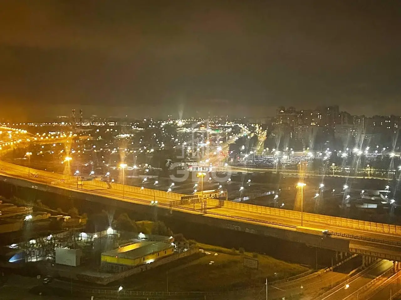 студия в Санкт-Петербурге по адресу: Охтинская аллея, 10