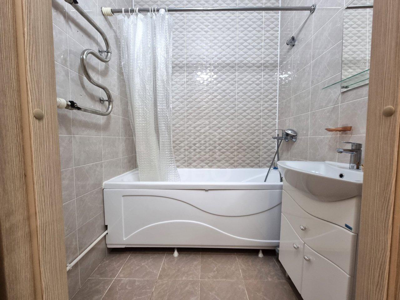 однокомнатная квартира в Санкт-Петербурге по адресу: Менделеева б-р., 4