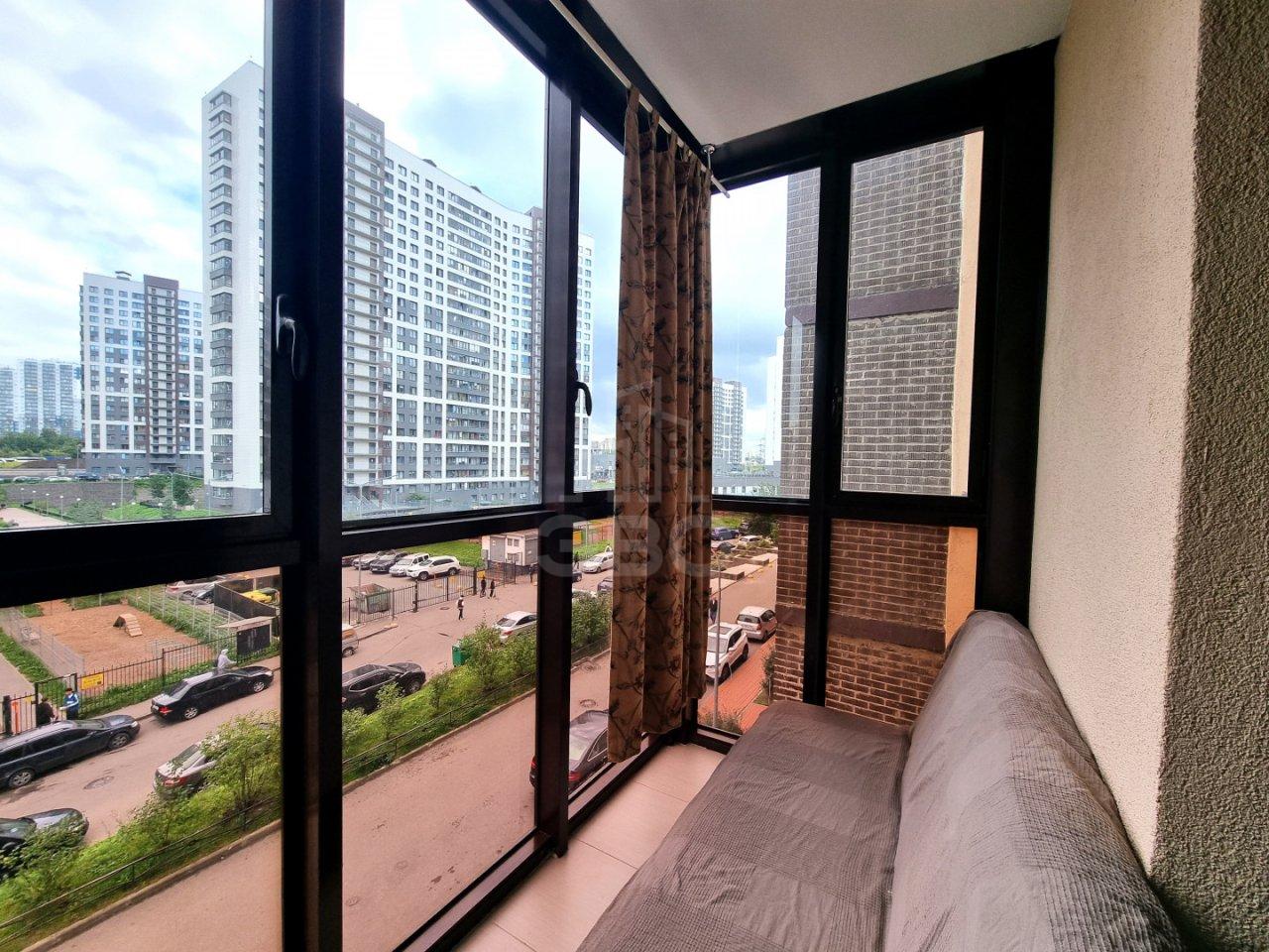 однокомнатная квартира в Санкт-Петербурге по адресу: Менделеева б-р., 4