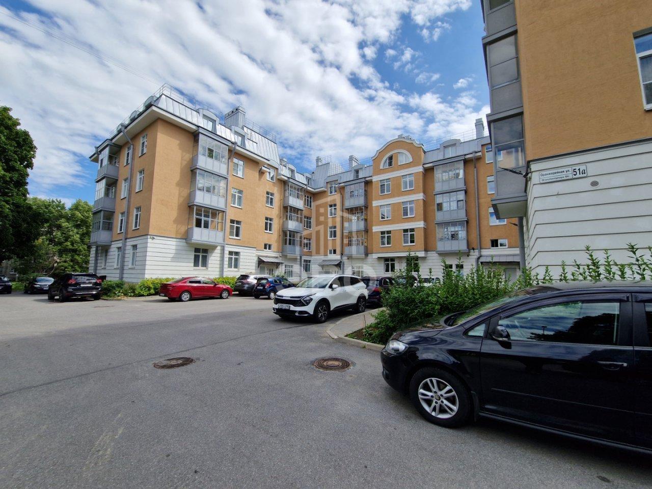 однокомнатная квартира в Санкт-Петербурге по адресу: Оранжерейная ул., 51а