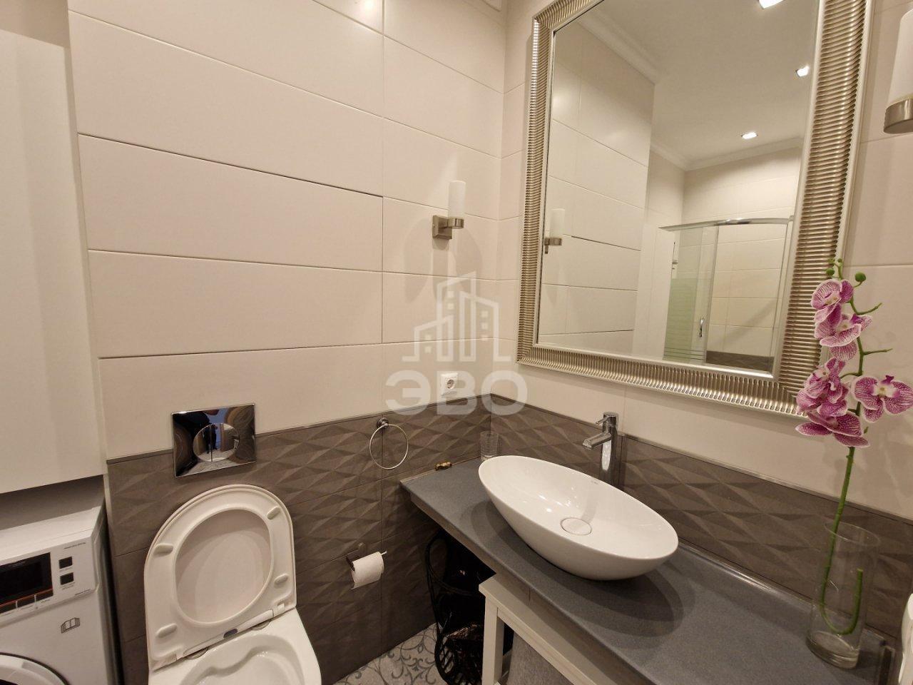 однокомнатная квартира в Санкт-Петербурге по адресу: Оранжерейная ул., 51а