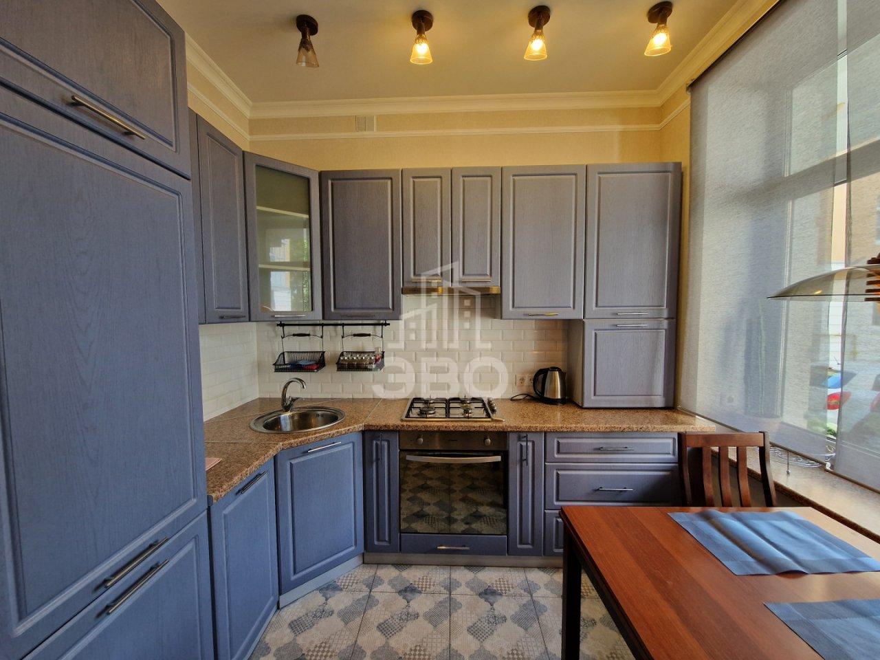 однокомнатная квартира в Санкт-Петербурге по адресу: Оранжерейная ул., 51а