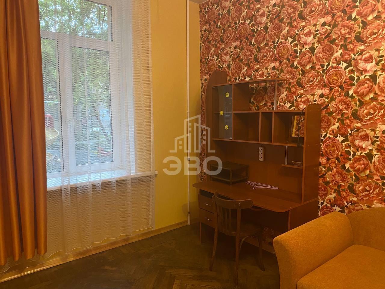 двухкомнатная квартира в Санкт-Петербурге по адресу: Трефолева ул., 3