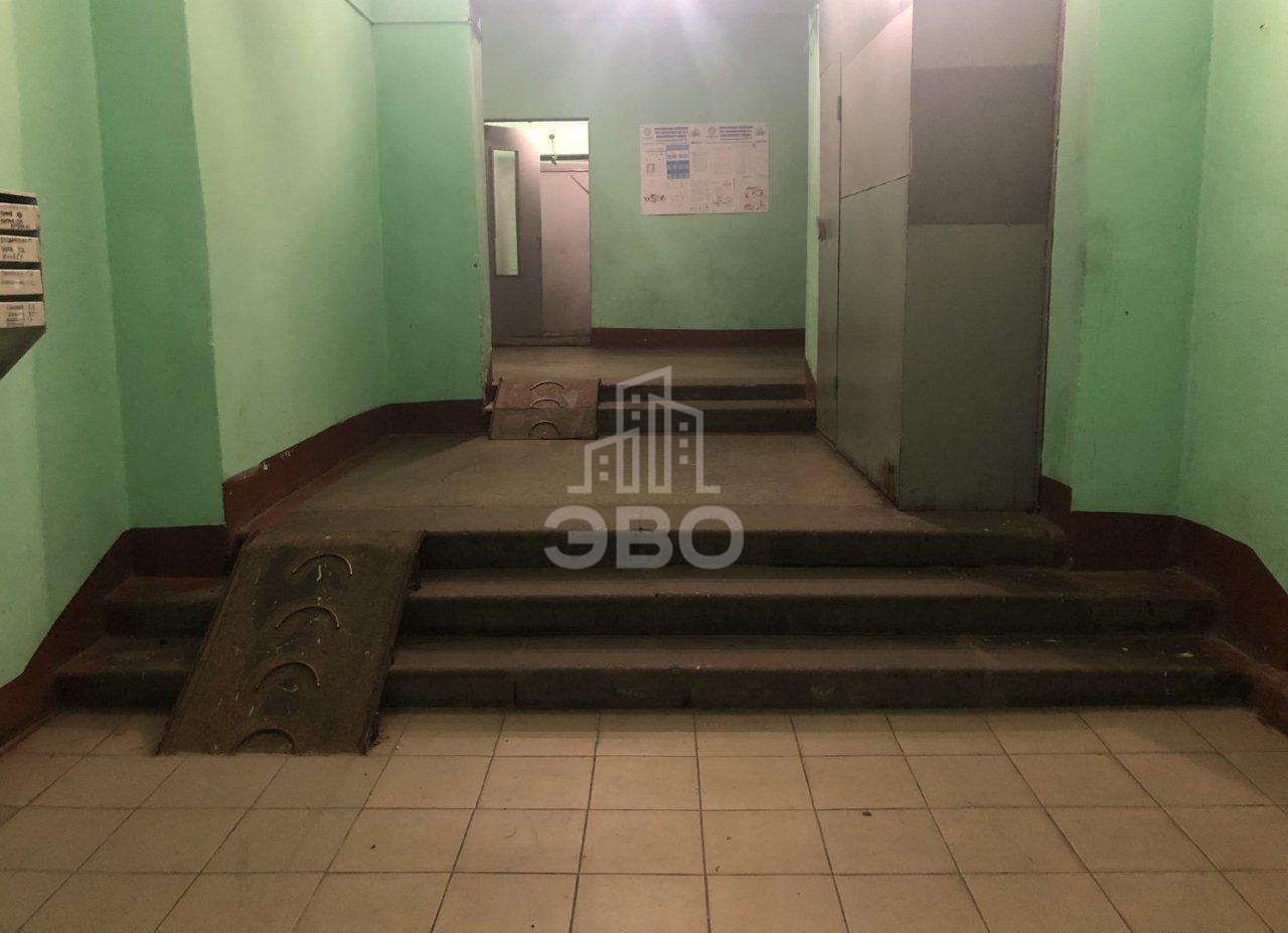 комната в Санкт-Петербурге по адресу: Руставели ул., 37