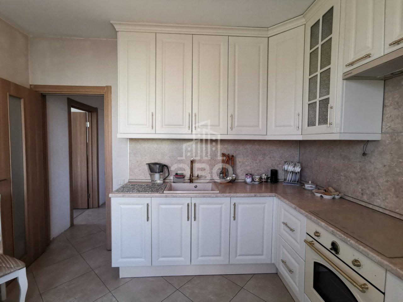 двухкомнатная квартира в Санкт-Петербурге по адресу: Муринская дорога., 65, к 1