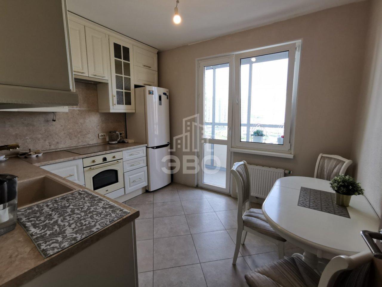 двухкомнатная квартира в Санкт-Петербурге по адресу: Муринская дорога., 65, к 1