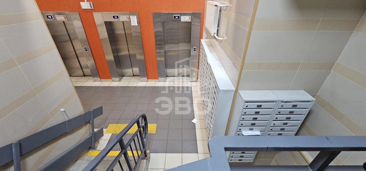 однокомнатная квартира в Санкт-Петербурге по адресу: Лиственная ул., 18, к 1