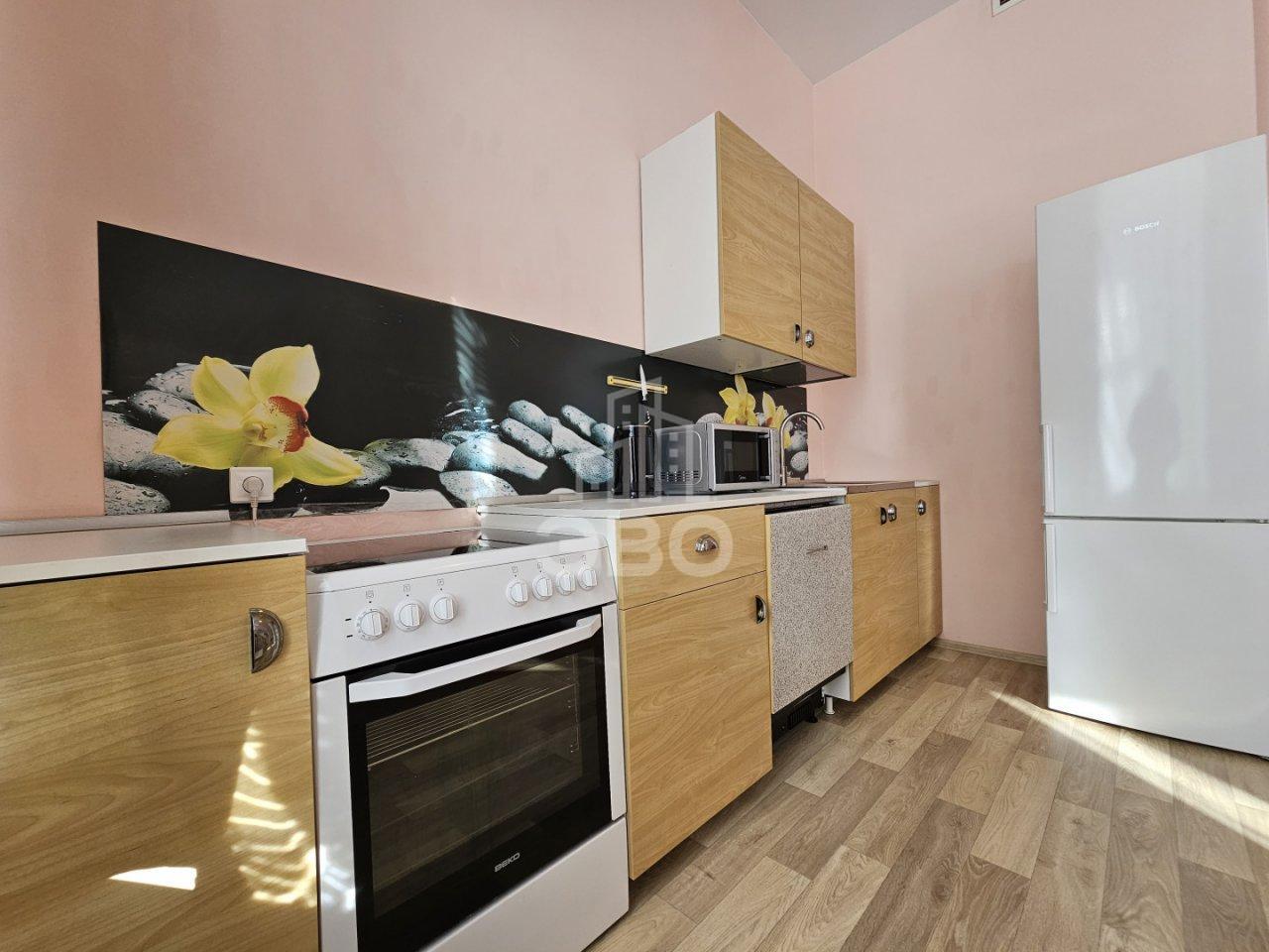 однокомнатная квартира в Санкт-Петербурге по адресу: Лиственная ул., 18, к 1