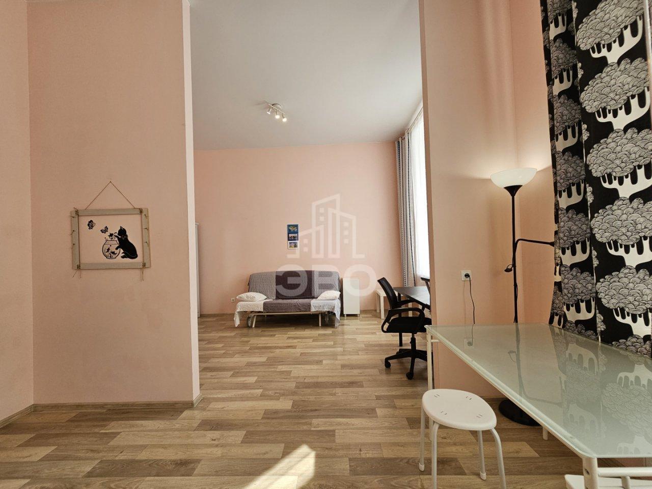 однокомнатная квартира в Санкт-Петербурге по адресу: Лиственная ул., 18, к 1