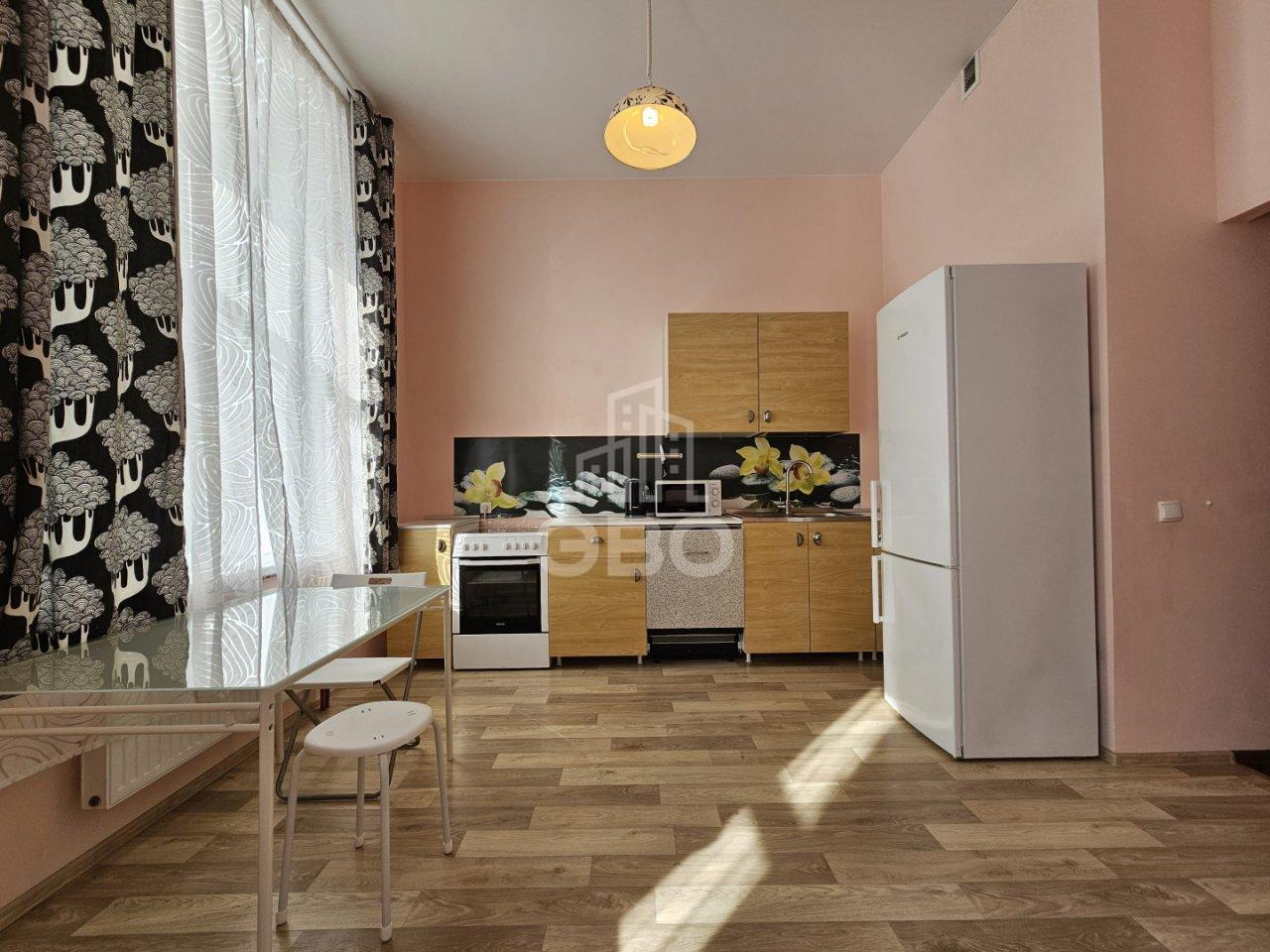 однокомнатная квартира в Санкт-Петербурге по адресу: Лиственная ул., 18, к 1