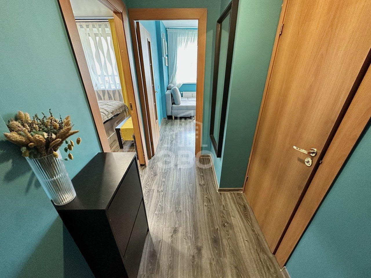 однокомнатная квартира в Санкт-Петербурге по адресу: Фёдора Абрамова ул., 19, к 1