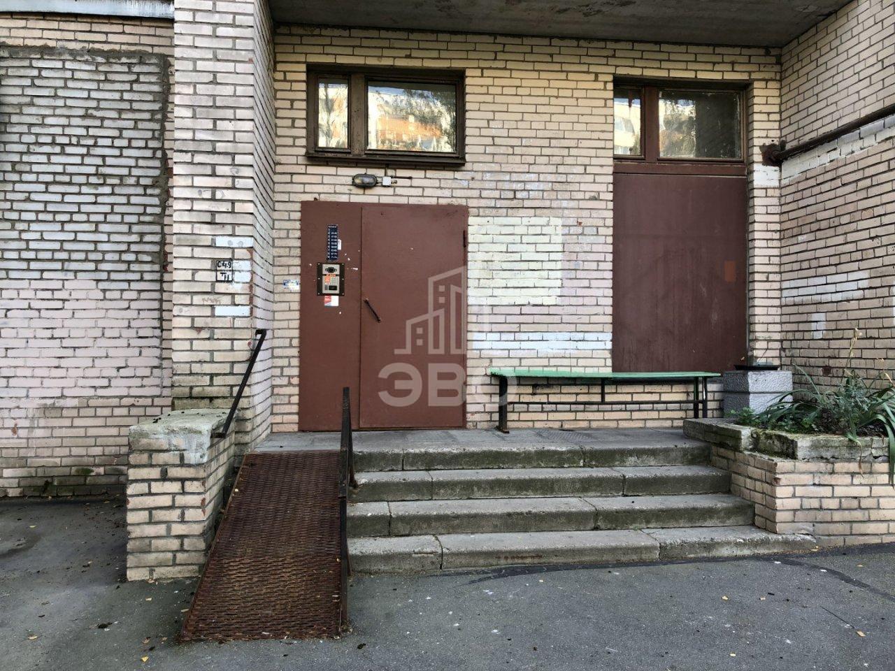 комната в Санкт-Петербурге по адресу: Шотмана ул., 7, к 1