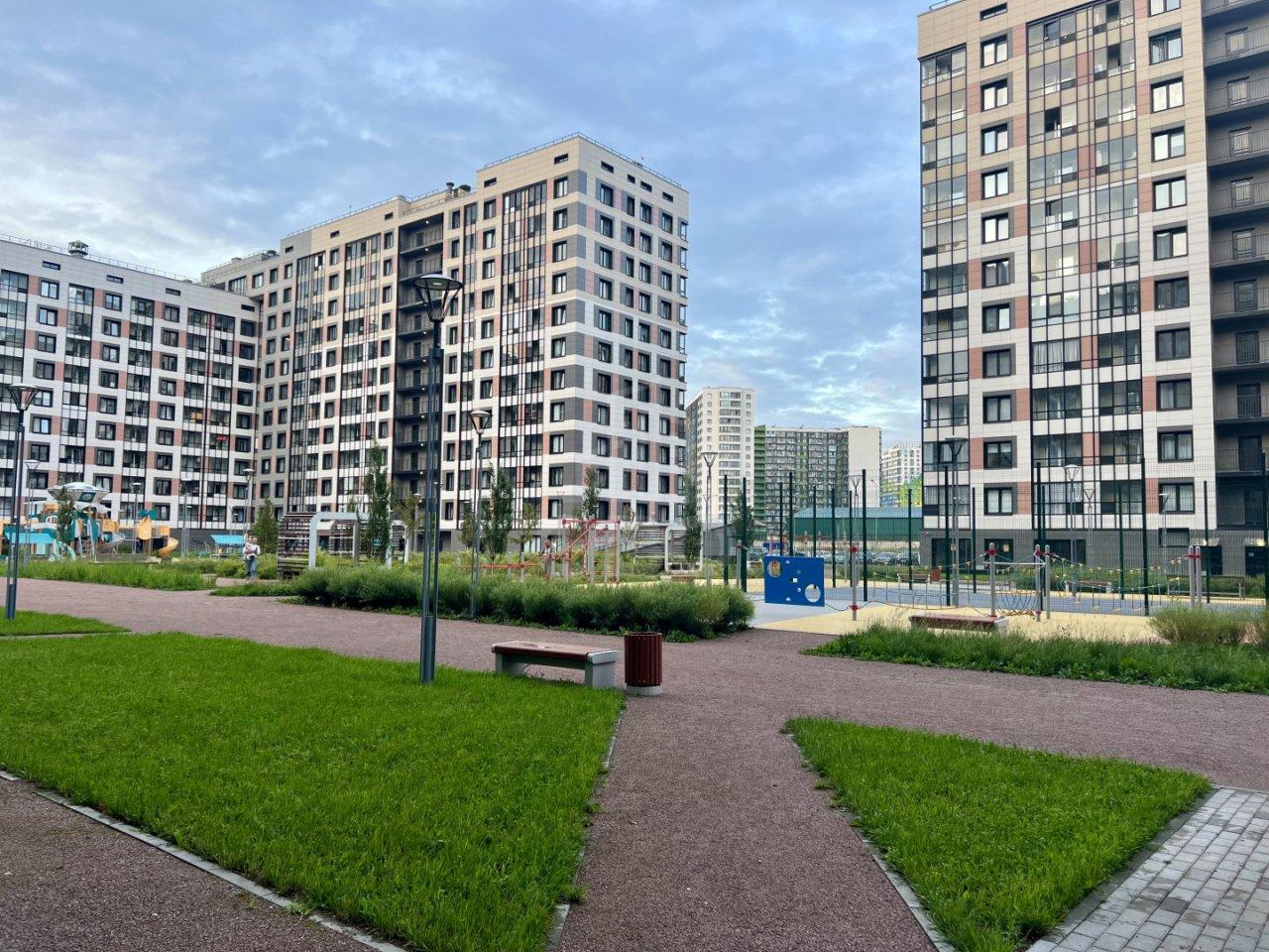 двухкомнатная квартира в Санкт-Петербурге по адресу: Среднерогатская ул., 13