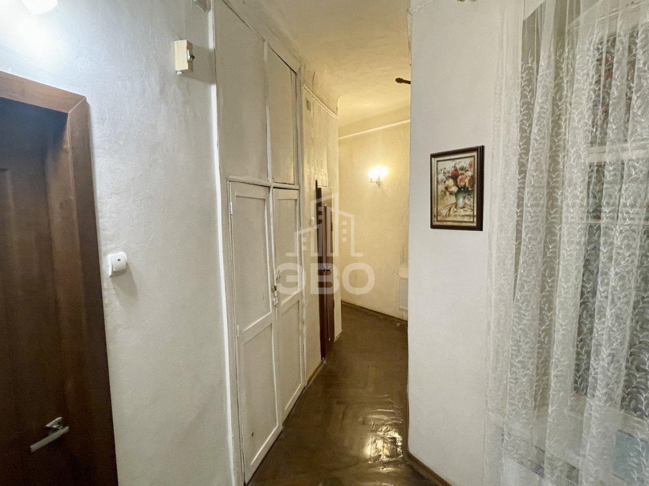 четырехкомнатная квартира в Санкт-Петербурге по адресу: Реки Фонтанки наб., 103, литера А