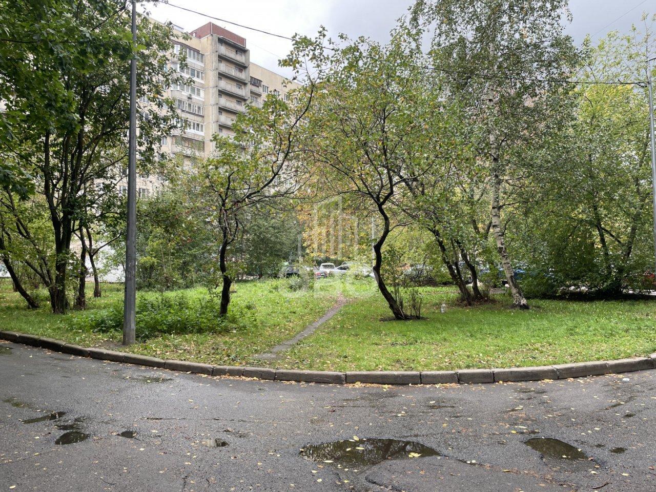 однокомнатная квартира в Санкт-Петербурге по адресу: Большевиков проспект, 4, к 1