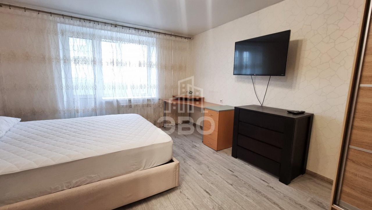 однокомнатная квартира в Санкт-Петербурге по адресу: Художников проспект, 9, к 1