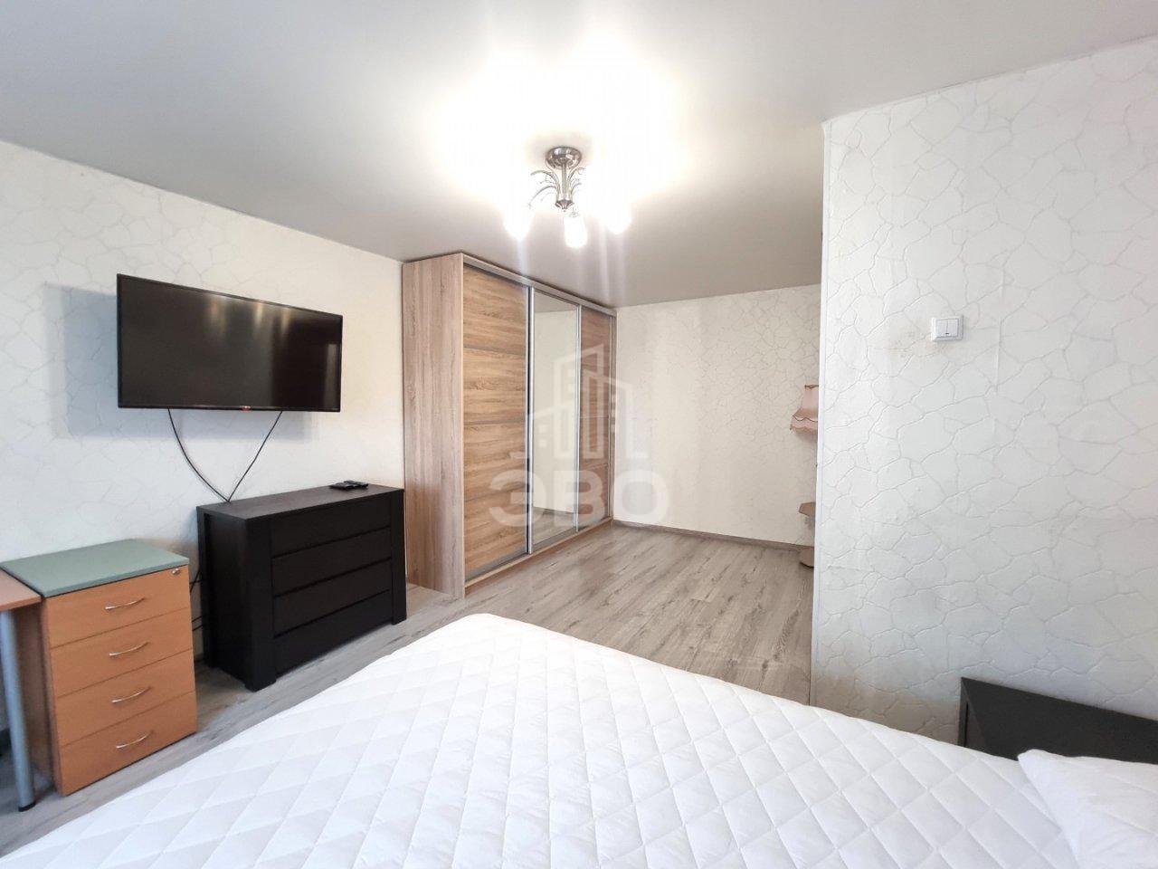 однокомнатная квартира в Санкт-Петербурге по адресу: Художников проспект, 9, к 1