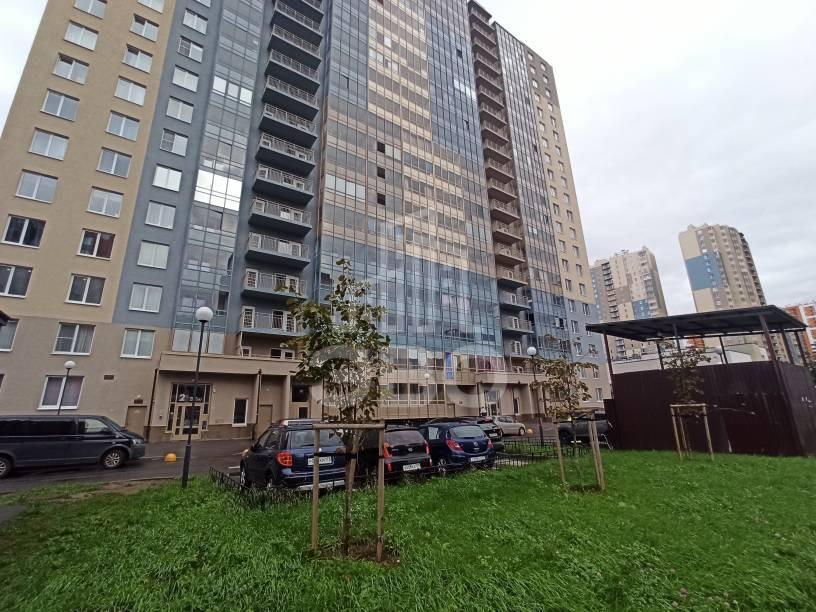 двухкомнатная квартира в Санкт-Петербурге по адресу: Комендантский проспект, 66, к 7, строение 1