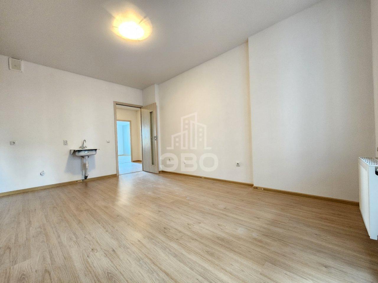 трехкомнатная квартира в Санкт-Петербурге по адресу: Вилькицкий б-р., 7, строение 1