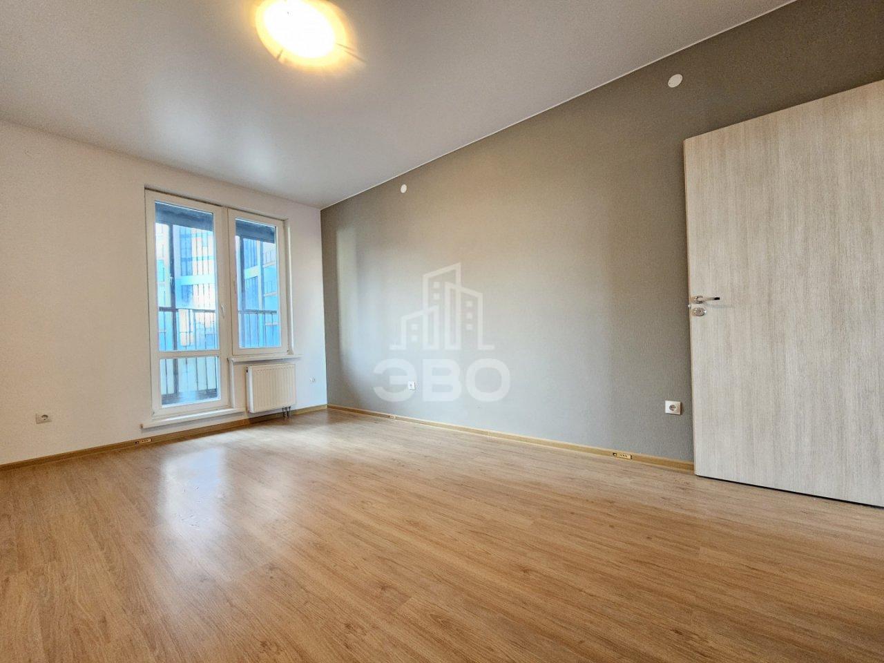 трехкомнатная квартира в Санкт-Петербурге по адресу: Вилькицкий б-р., 7, строение 1